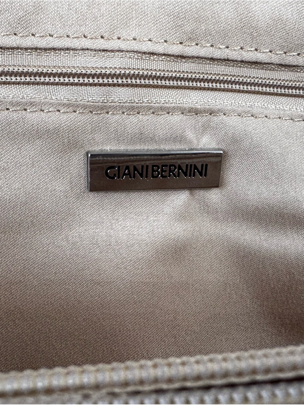 Giani Bernini Women's Signature White and Rose Dome Satchel - Picture 4 of 5